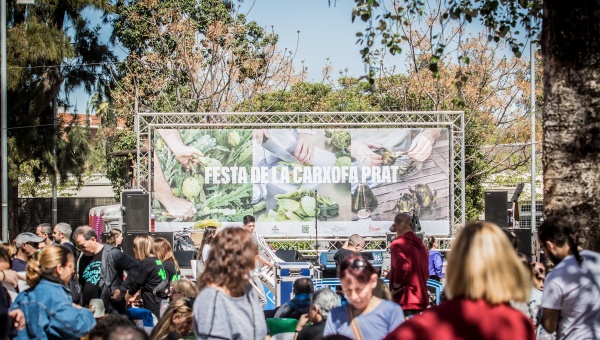 La Carxofada Prat és un acte festiu i gastronòmic que s'enmarca en les Festes de la Carxofa