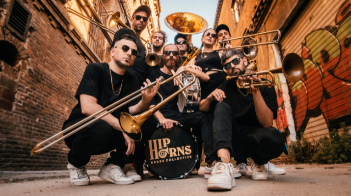 hip horns