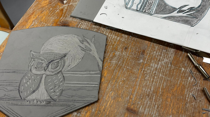 Gravat en relleu, Linografia