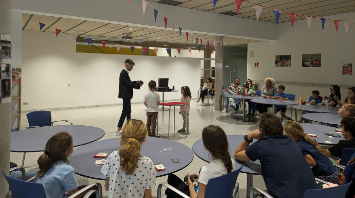 Circ en família_Màgia Circ en família_Màgia