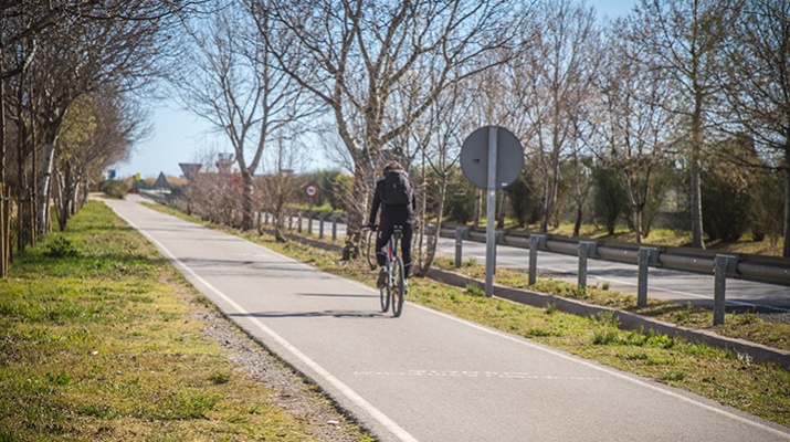 Carril bici i carril de running de la platja