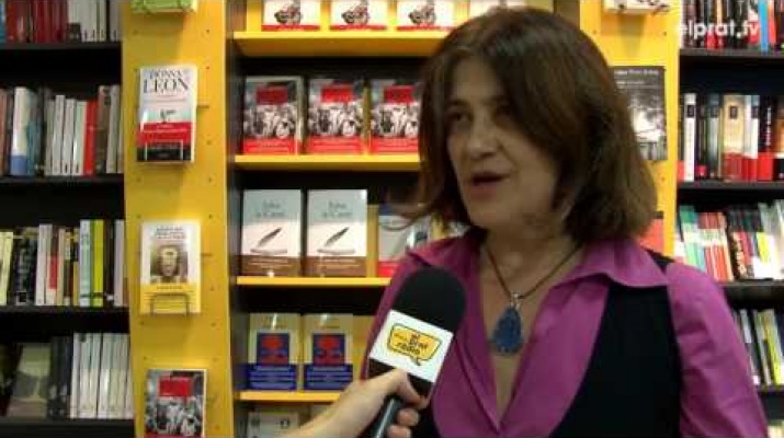 Rosa Ribas tanca la trilogia de la periodista Ana Martí amb "Azul Marino"