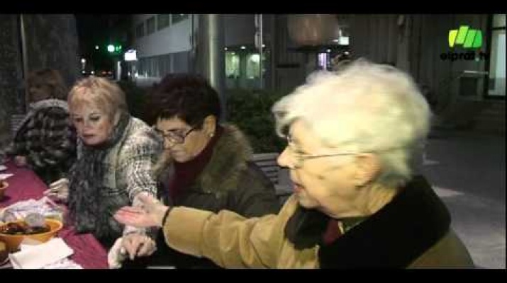 La plaça de la Vila llueix el pessebre de la gent gran