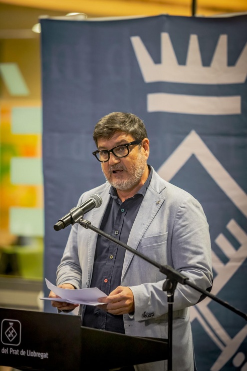 L'alcalde del Prat, Lluís Mijoler, durant l'acte institucional a la ciutat amb motiu de la Diada Nacional de Catalunya.