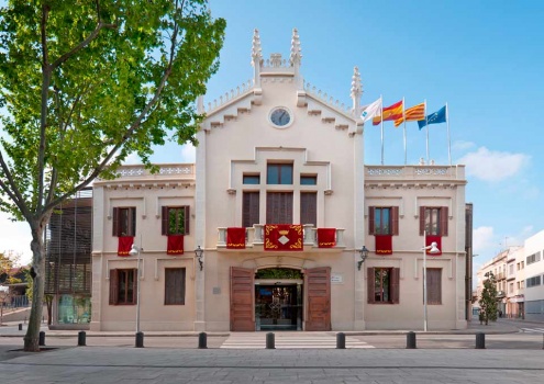 Casa de la Vila, seu principal de l'Ajuntament del Prat.