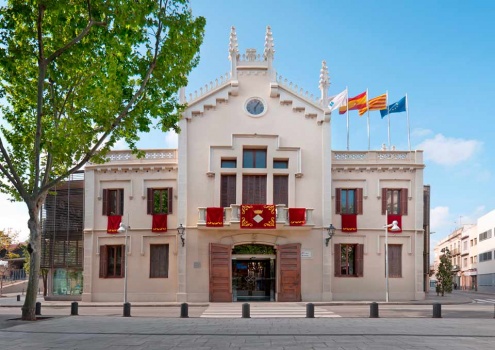 Casa de la Vila, seu principal de l'Ajuntament del Prat.