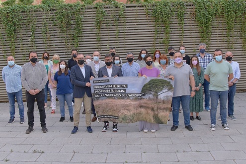 Foto grups municipals contra ampliacio aeroport