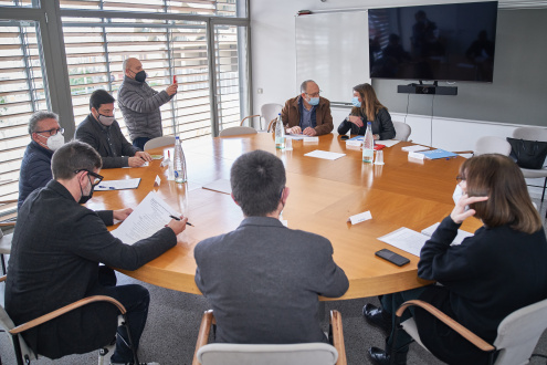 Reunió de l'alcalde del Prat, Lluís Mijoler, amb la secretària d'atenció primària de la Generalitat Meritxell Budó.