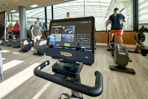 sala fitness CEM Estruch