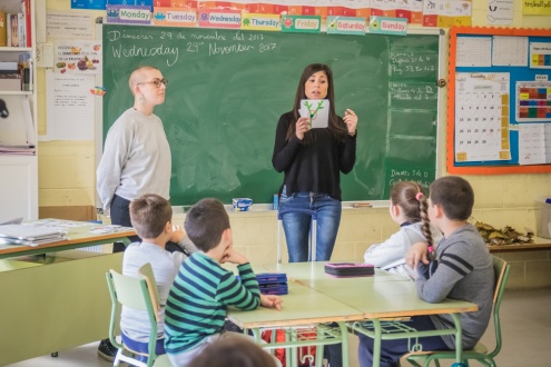 Imatge d'una sessió de conversa d'anglès a l'escola Galileo Galilei, 2017