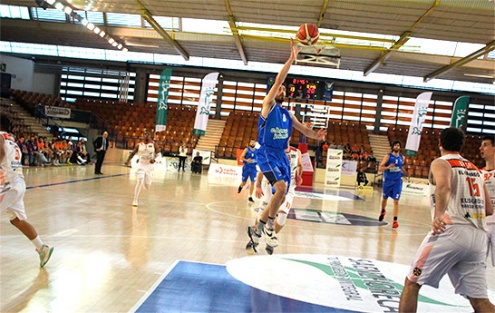 Partit del CB Prat a Vitòria. (FOTO: CB Prat)