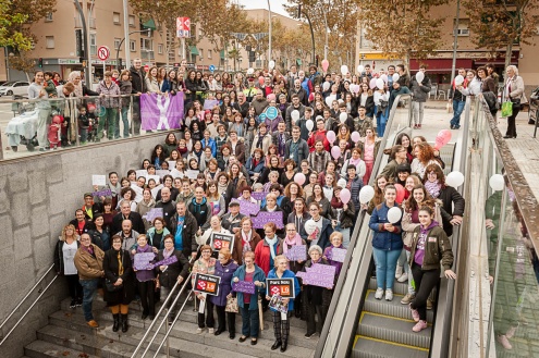 Fem un click per les dones