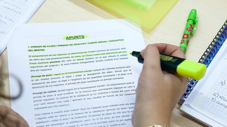 Ajuts per a l'estudi