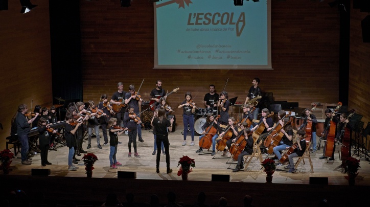 l'orquestra de corda de L'Escola