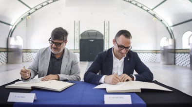 Signatura de l'acord del govern municipal entre El Prat en Comú i el PSC (Granja de la Ricarda, 26/6/19)