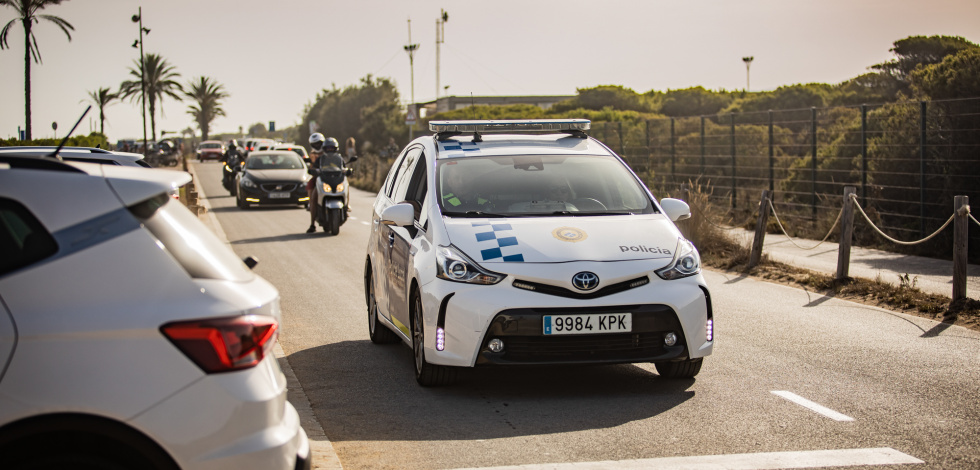 Policia a la platja