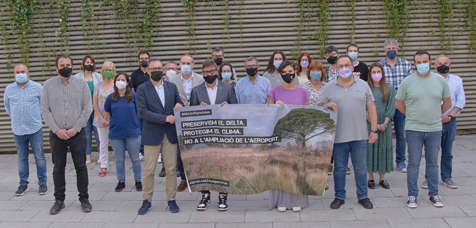 Foto grups municipals contra ampliacio aeroport